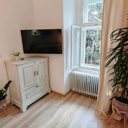 Апартаменты Etela Old Town *