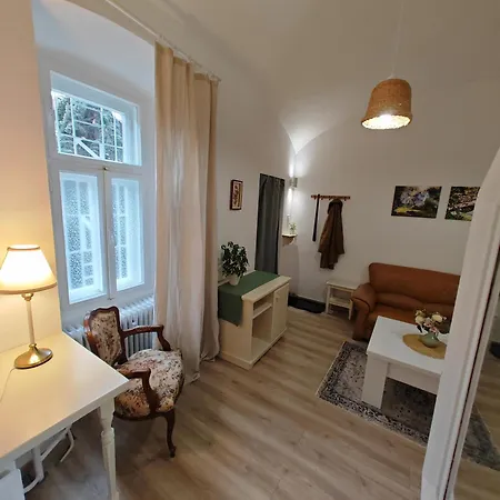 Апартаменты Etela Old Town *